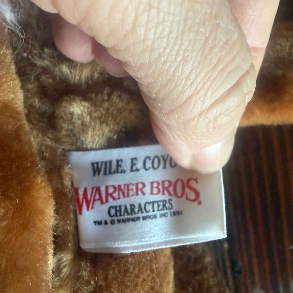 Vintage 1991 Wile E. Coyote Plush – Warner Bros - Picture 4 of 7
